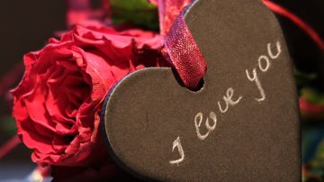 San Valentín 2020: Cómo hacer tarjetas de San Valentín hechas a mano paso a paso