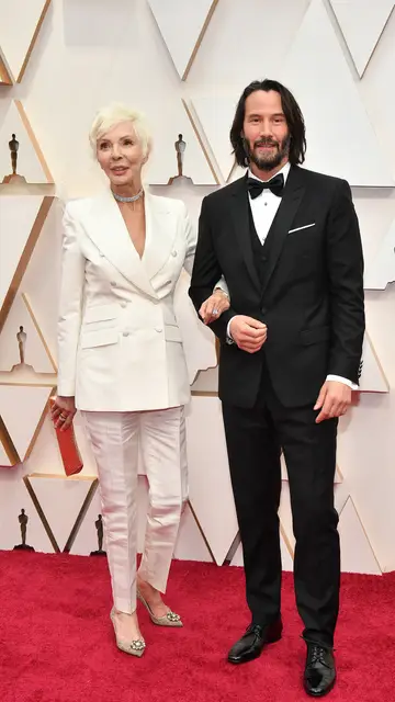 Keanu Reeves junto a su madre, Patricia Tylor, en los Oscar 2020 Keanu Reeves junto a su madre, Patricia Tylor, en los Oscar 2020