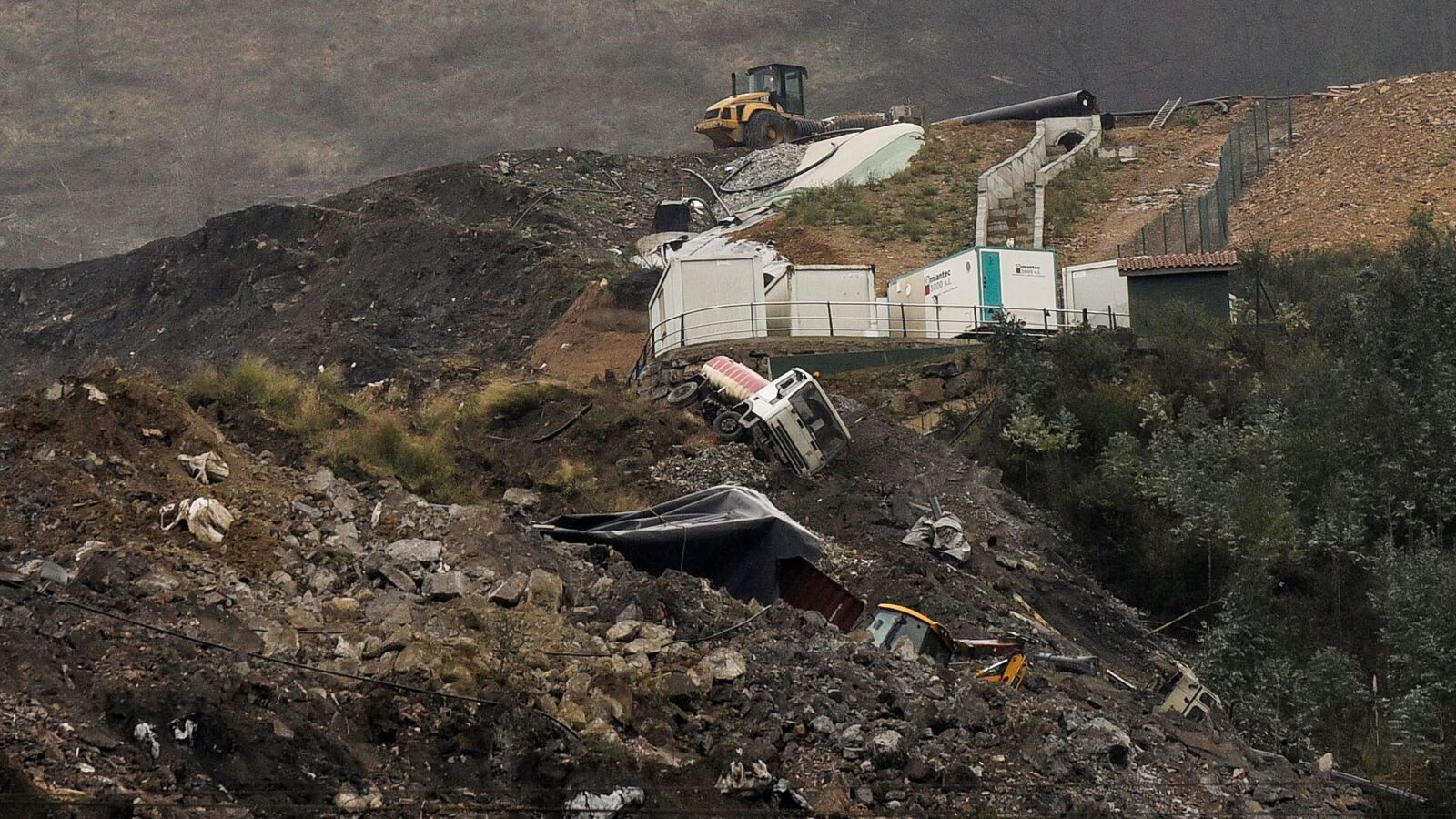 El Gobierno vasco asegura que la calidad del aire y del agua es buena tras el derrumbe en el vertedero de Zaldibar