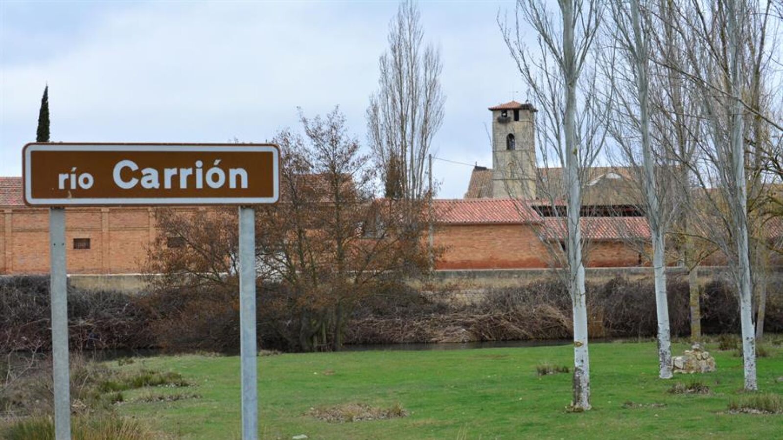 Los detenidos por lanzar a su bebé al río Carrión pasarán hoy a disposición judicial