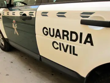 Imagen de un vehículo de la Guardia Civil Imagen de un vehículo de la Guardia Civil