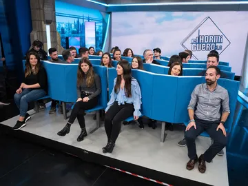 Cristina Pedroche muestra el invento que podría hacer de los vuelos low cost un completo infierno Cristina Pedroche muestra el invento que podría hacer de los vuelos low cost un completo infierno