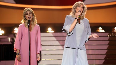 La elegancia de Rocío Madrid con ‘Lady, lady’ de Bravo en ‘Tu cara me suena’