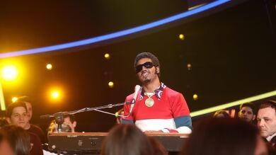 Jorge González se sienta al piano con 'Superstition' de Stevie Wonder en ‘Tu cara me suena’