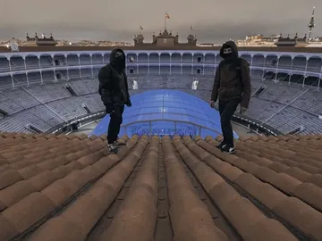 Allprex y su compañero en lo alto de Las Ventas Allprex y su compañero en lo alto de Las Ventas