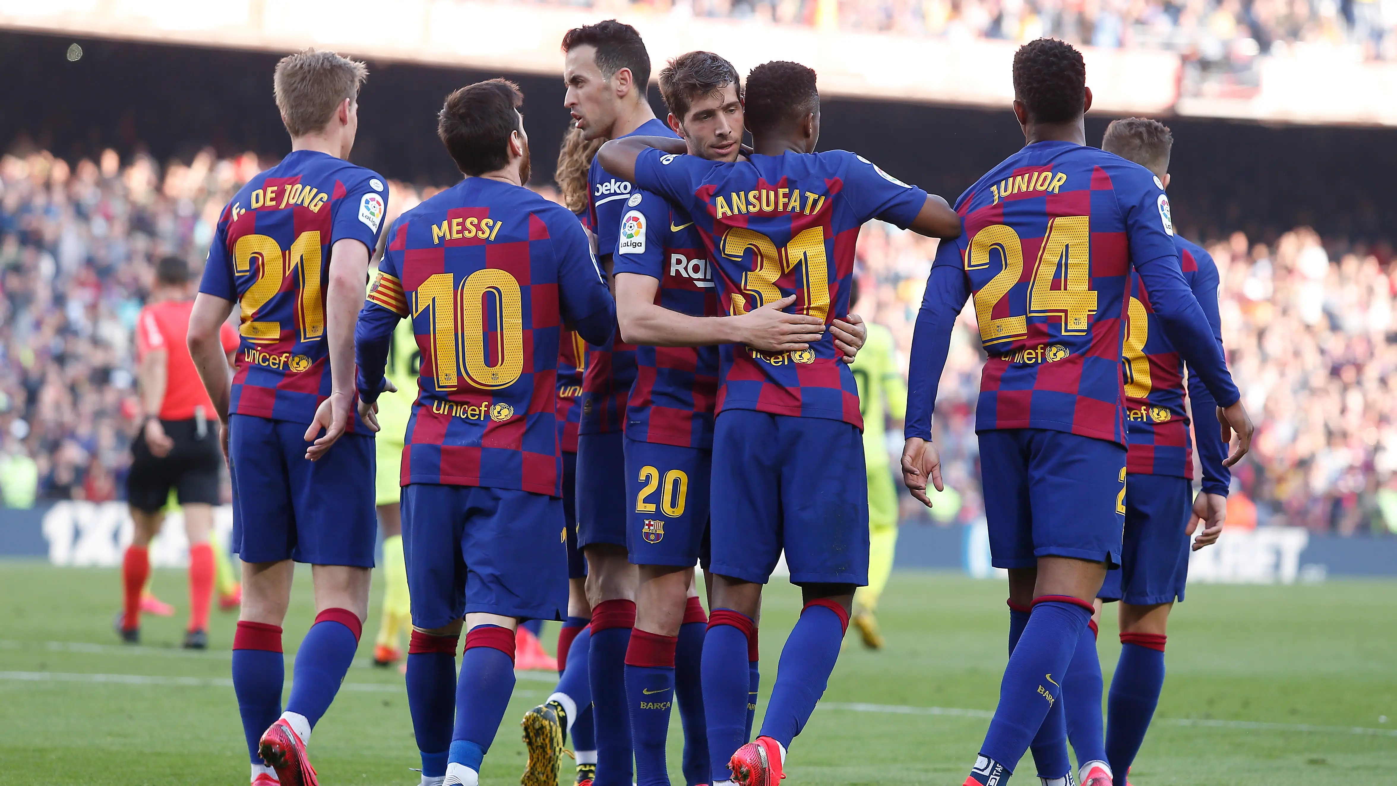 Los jugadors del Barça celebran el gol de Sergi Roberto Los jugadors del Barça celebran el gol de Sergi Roberto