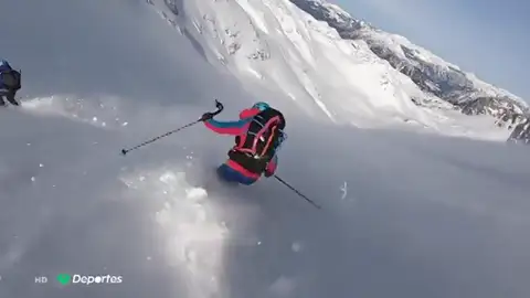 Salieron ilesos tras ser sorprendidos por las "condiciones duras" de la tormenta 'Sabine' en plena ascensión Salieron ilesos tras ser sorprendidos por las "condiciones duras" de la tormenta 'Sabine' en plena ascensión