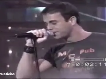 De Elton John a Shakira... las espantadas del escenario más famosas De Elton John a Shakira... las espantadas del escenario más famosas