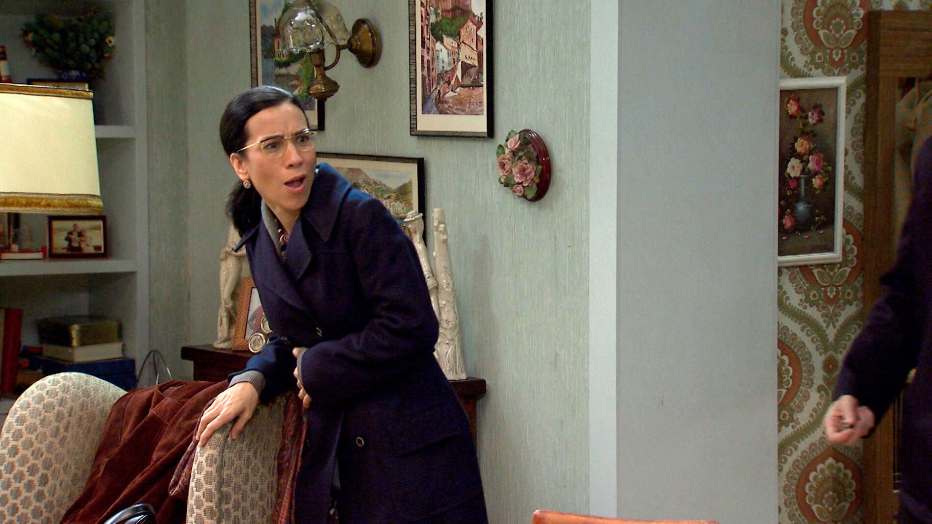 Manolita, sorprendida