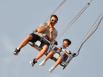 Orlando Bloom con su hijo Flynn Orlando Bloom con su hijo Flynn