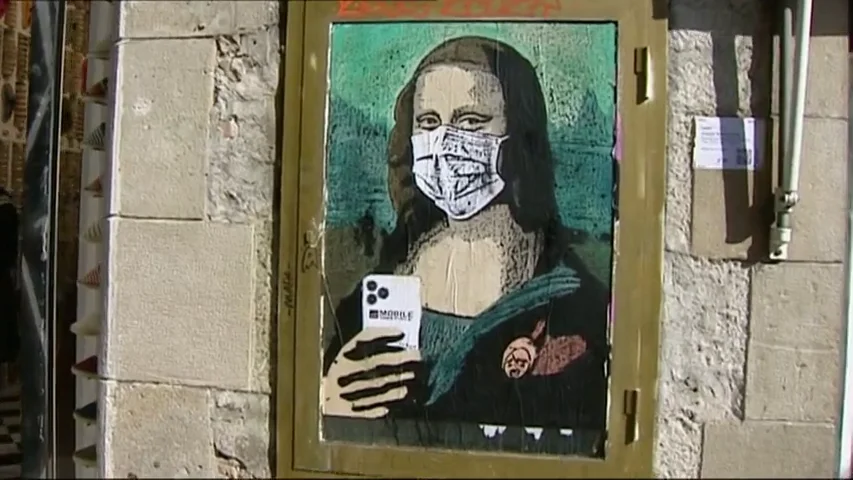 TVBoy pinta a la Gioconda con mascarilla por la cancelaci&oacute;n del Mobile de Barcelona