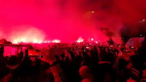 Simeone: "Empezamos a ganar en la llegada al estadio, no vi ese recibimiento en 8 años" Simeone: "Empezamos a ganar en la llegada al estadio, no vi ese recibimiento en 8 años"