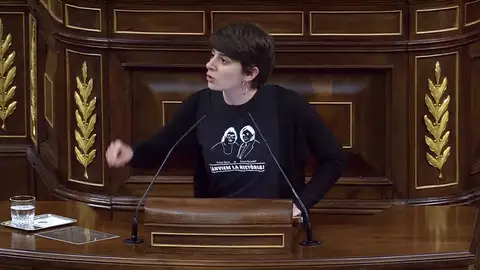 Bronca en el Congreso: una diputada de ERC acusa al PP de asesinar a inmigrantes Bronca en el Congreso: una diputada de ERC acusa al PP de asesinar a inmigrantes