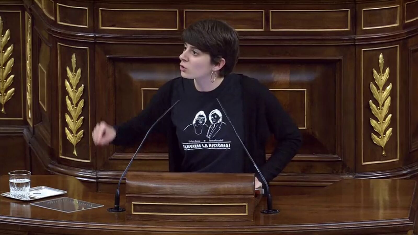 Bronca en el Congreso: una diputada de ERC acusa al PP de asesinar a inmigrantes
