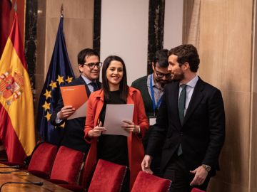 Pablo Casado e Inés Arrimadas negocian cómo presentarse en las elecciones de País Vasco, Galicia y Cataluña