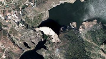 Mogán (Las Palmas, Gran Canaria). En la imagen, el embalse de Soria y su presa, la mayor de las Islas Canarias.