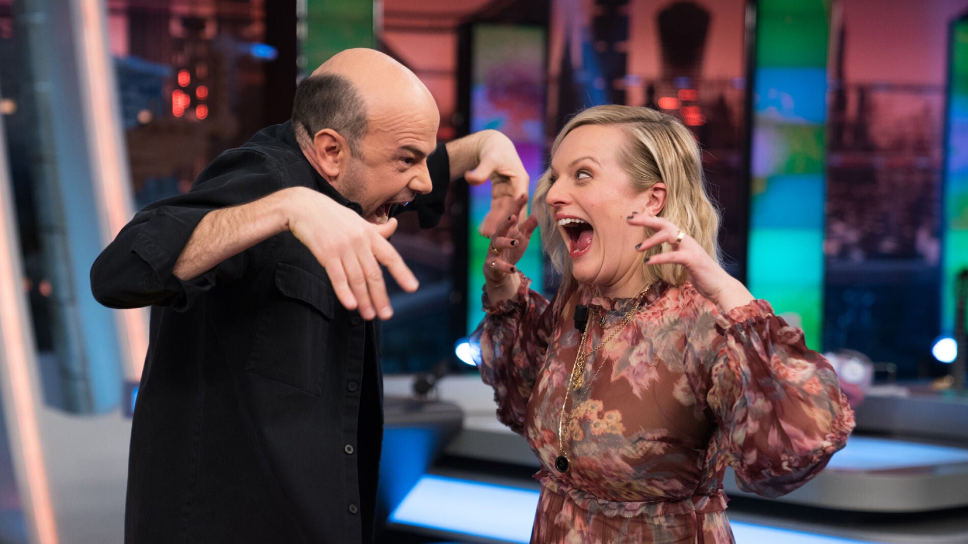 La terror&iacute;fica magia de Jandro que deja sin palabras a Elisabeth Moss