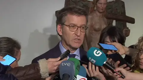 Feijóo le dice a Arrimadas que coalición no, solo sumar candidatos Feijóo le dice a Arrimadas que coalición no, solo sumar candidatos