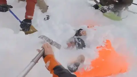 Rescate de una esquiadora en Verbier Rescate de una esquiadora en Verbier