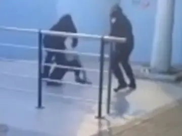 Paliza a las puertas de una discoteca en Xàtiva Paliza a las puertas de una discoteca en Xàtiva