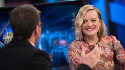  "Lo odio", la drástica sentencia de Elisabeth Moss sobre 'El cuento de la criada' 