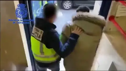 Detenido el agresor de un joven que recibió una paliza por intervenir en un caso de maltrato en Murcia Detenido el agresor de un joven que recibió una paliza por intervenir en un caso de maltrato en Murcia