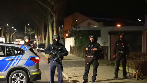 Al menos nueve muertos en dos tiroteos en Hanau Al menos nueve muertos en dos tiroteos en Hanau