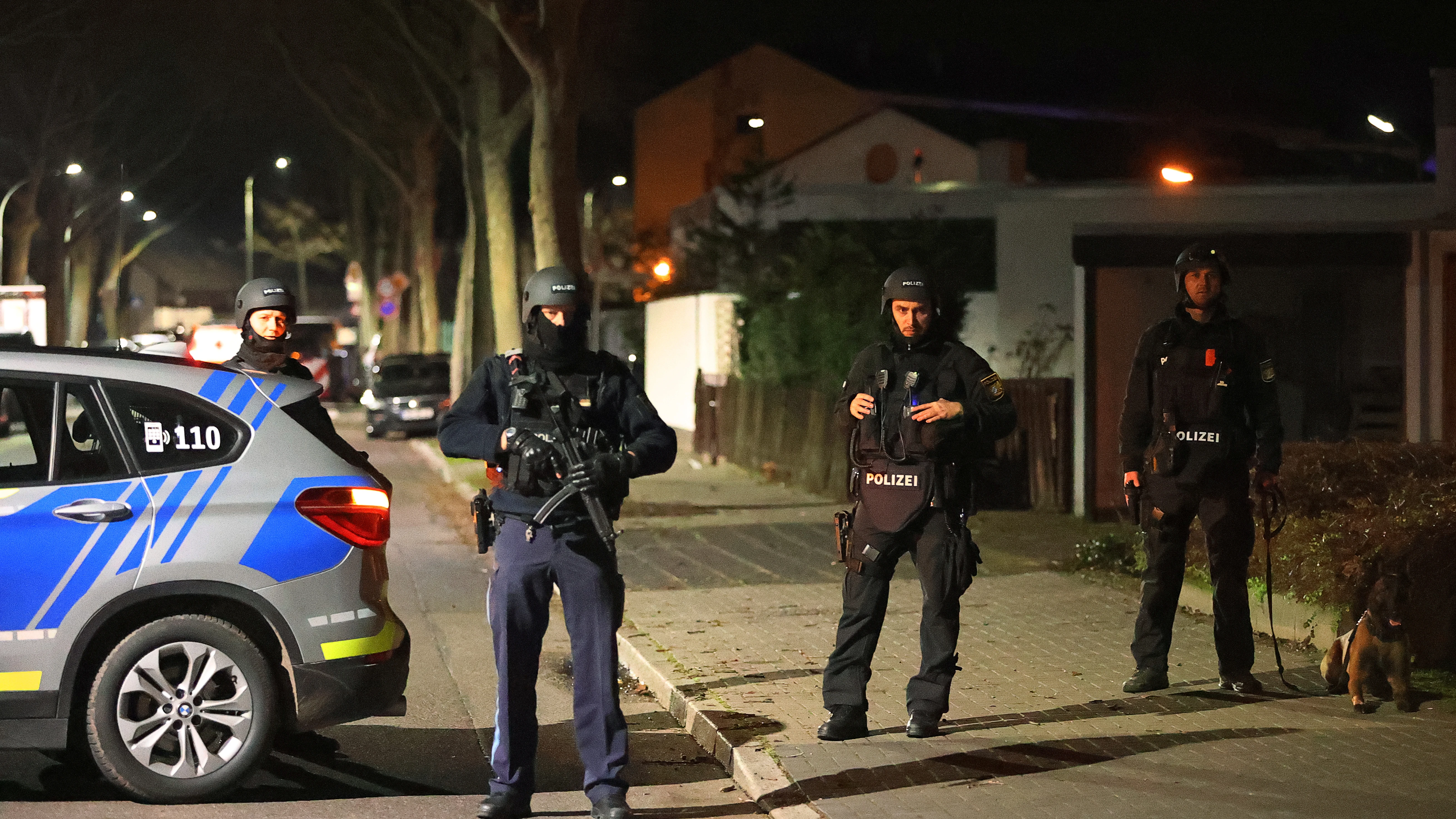 Al menos nueve muertos en dos tiroteos en Hanau Al menos nueve muertos en dos tiroteos en Hanau