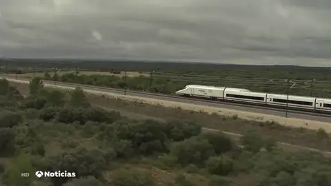 Renfe busca 550 maquinistas para sus trenes Renfe busca 550 maquinistas para sus trenes