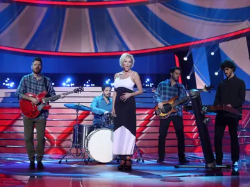 Rocío Madrid suplica en ‘Lovefool’ como The Cardigans Rocío Madrid suplica en ‘Lovefool’ como The Cardigans