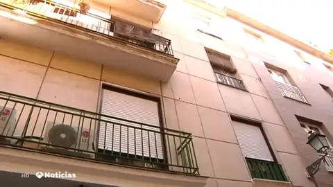 En estado crítico un bebé que cayó por la ventana de un segundo piso en Granada En estado crítico un bebé que cayó por la ventana de un segundo piso en Granada