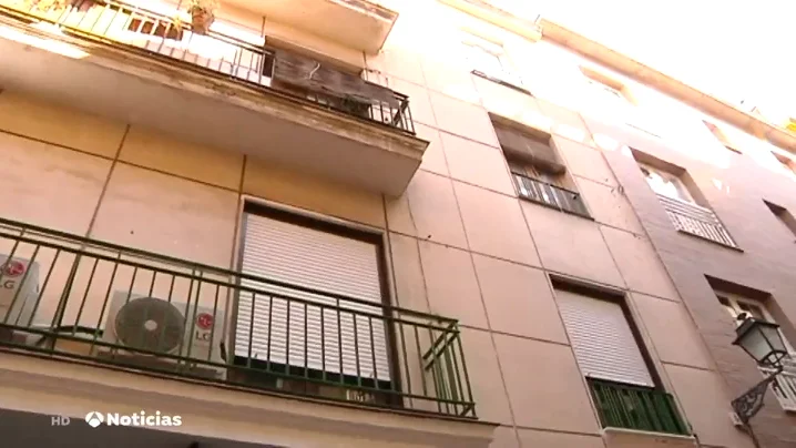 En estado cr&iacute;tico un beb&eacute; que cay&oacute; por la ventana de un segundo piso en Granada