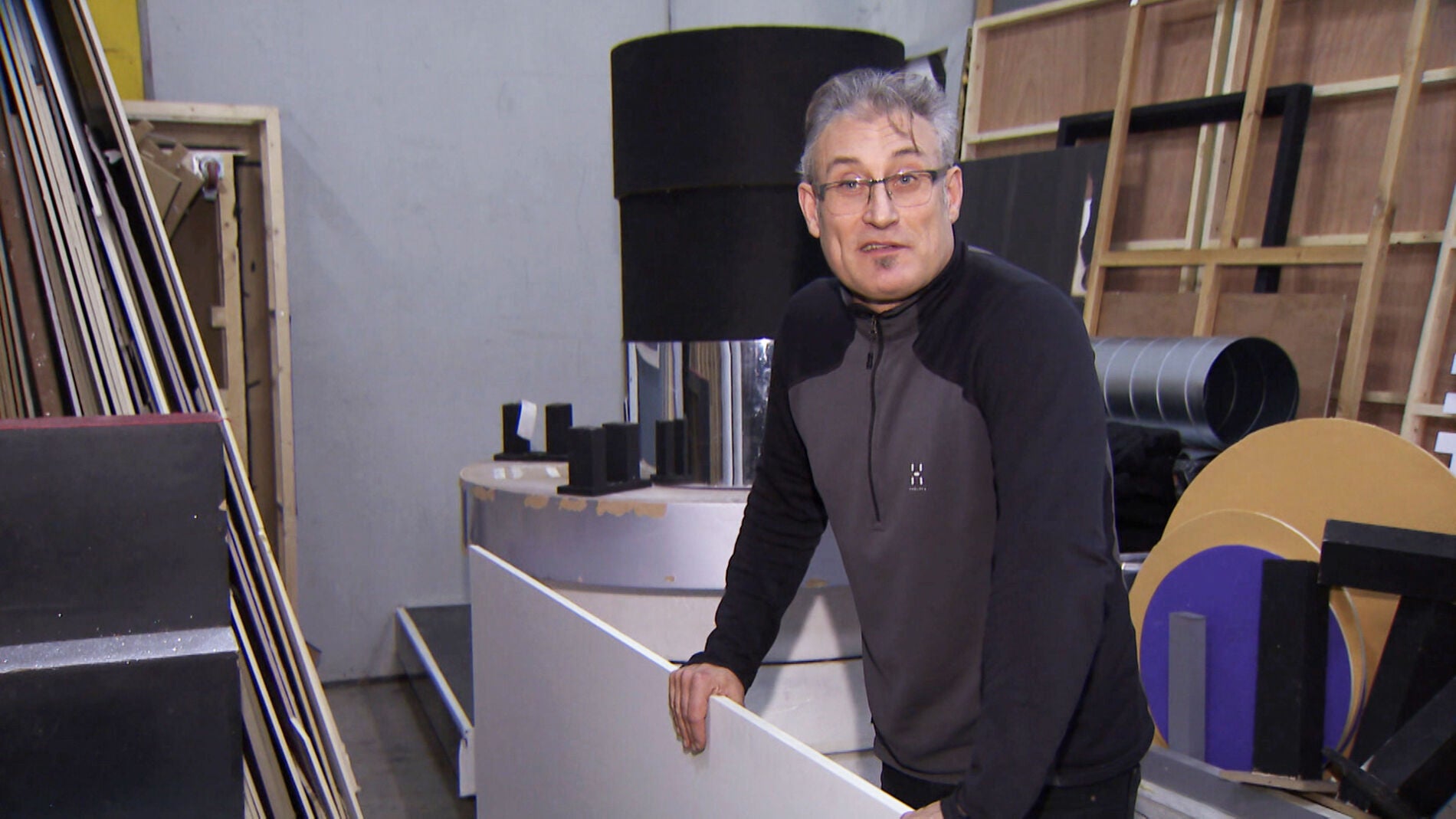 ¡Descubre cómo trabaja el equipo de atrezzo de ‘Tu cara me suena’!