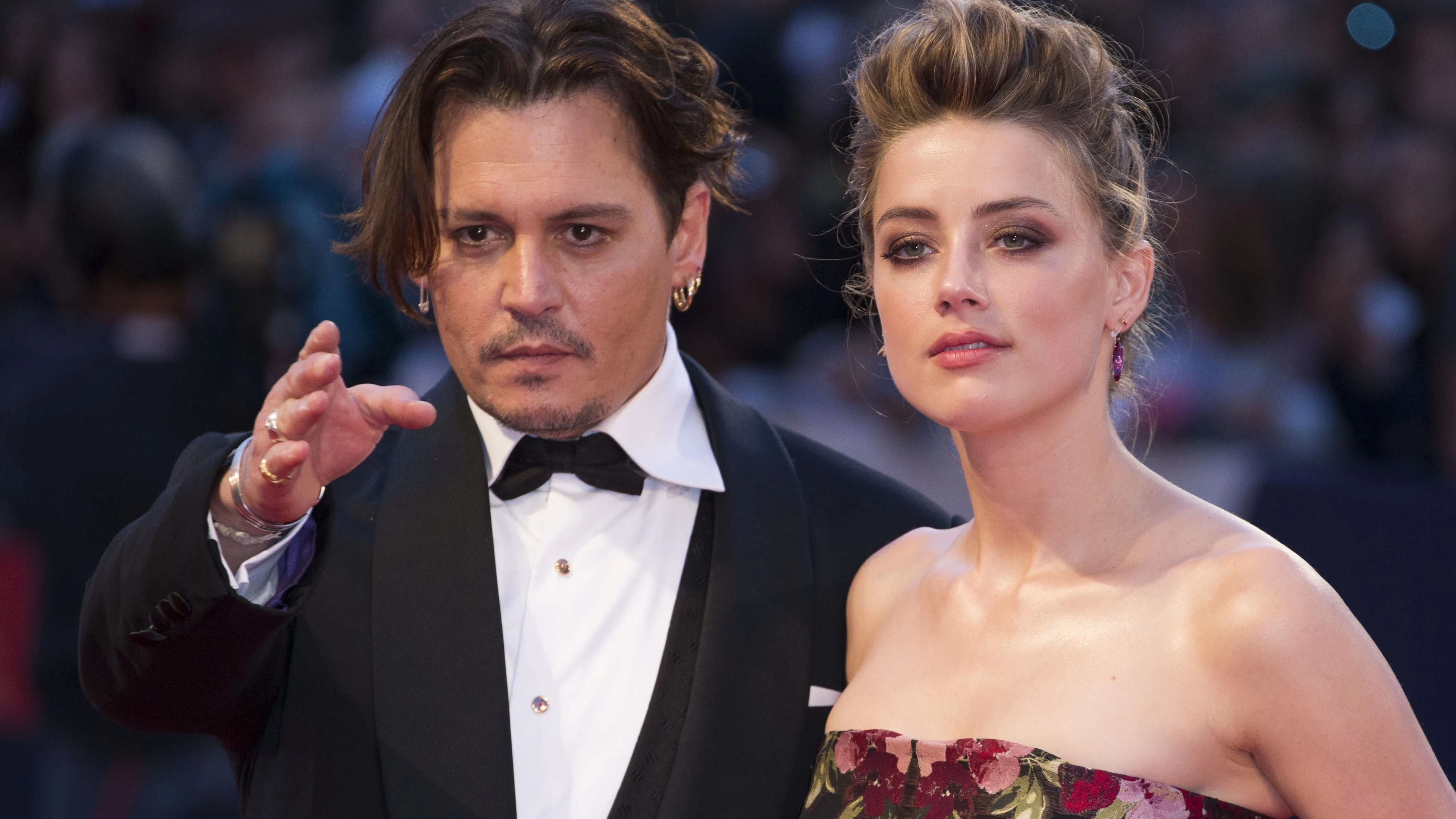 Amber Heard y Johnny Depp Amber Heard y Johnny Depp
