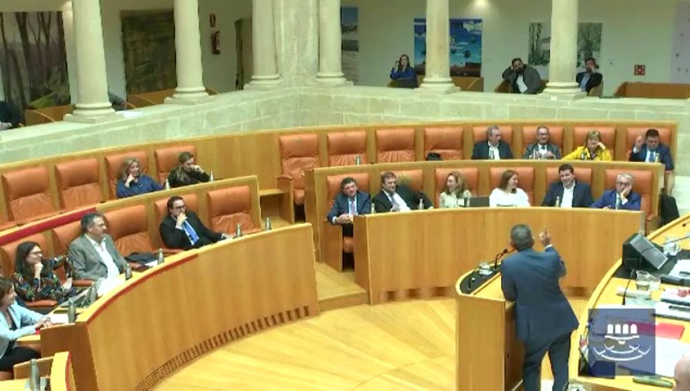 La hilarante carcajada del consejero de Hacienda de La Rioja, Celso González, en un debate por el IVA