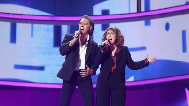 Jorge González y Gisela brillan como Bill Medley y Jennifer Warnes en ‘(I’ve had) The time of my life’
