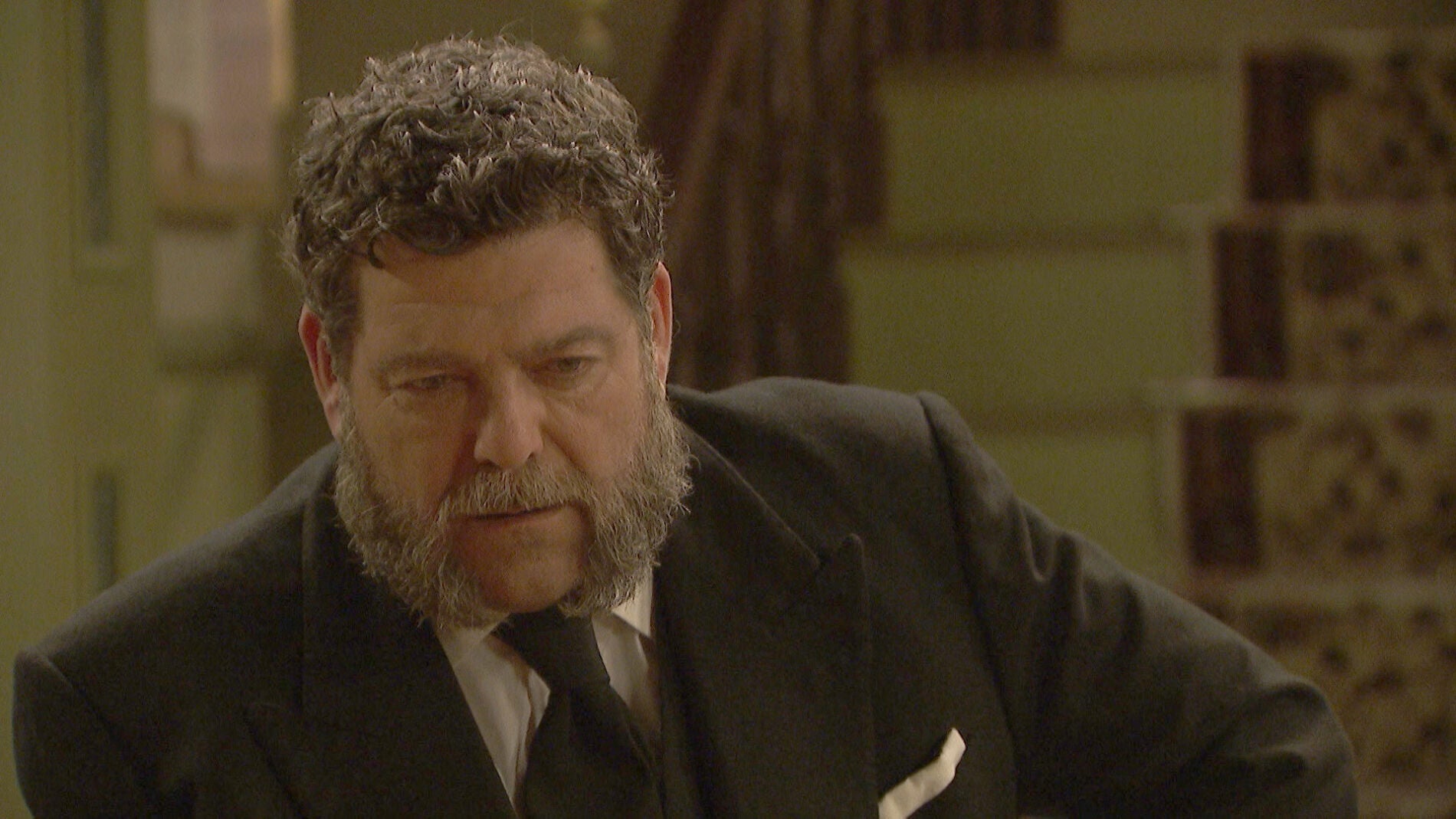 Mauricio, ante la pregunta que podr&iacute;a exponer a Francisca 