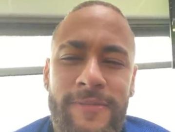 Neymar anuncia que no irá al carnaval de Río