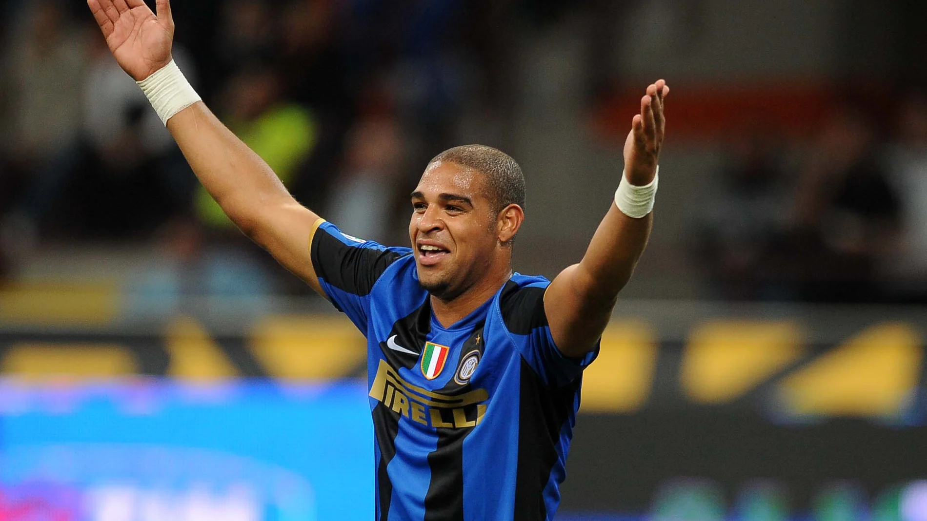 Adriano, con el Inter de Milán. Adriano, con el Inter de Milán.