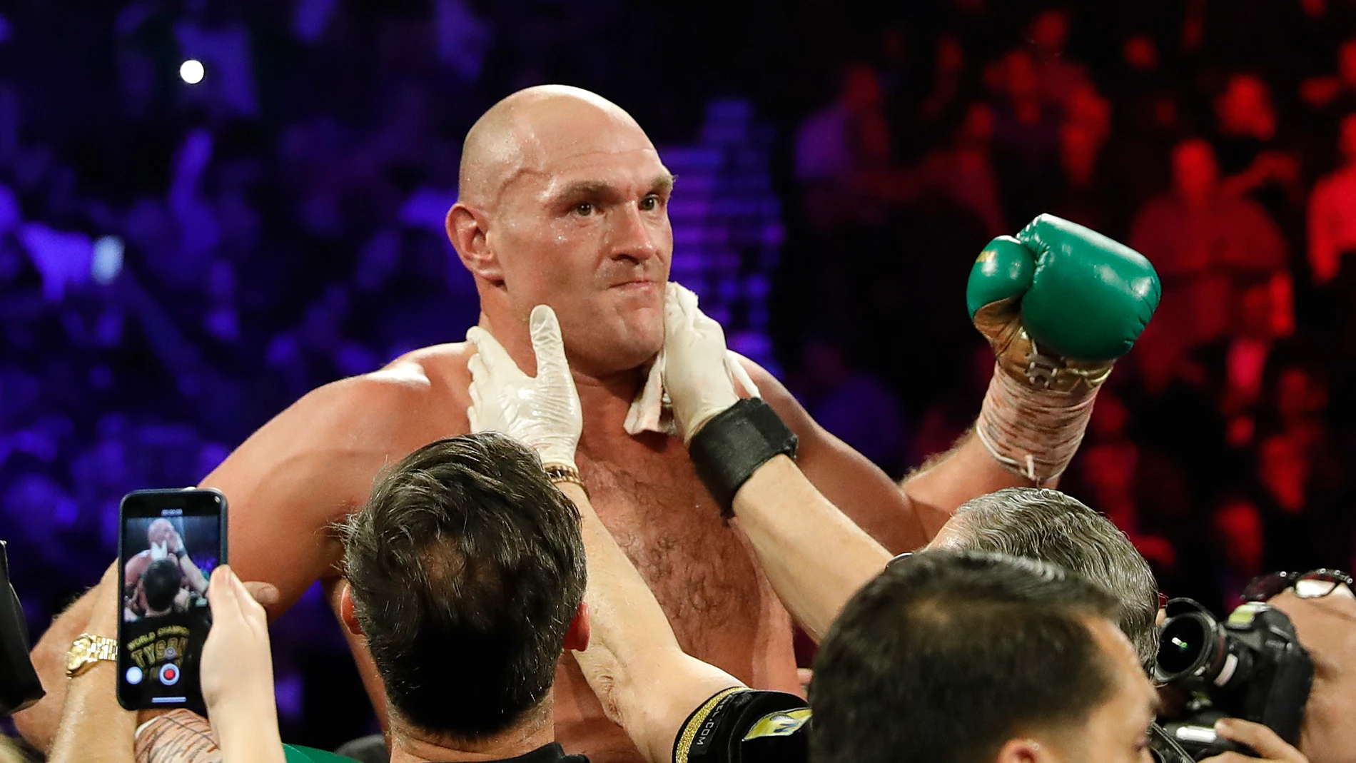 Fury vence a Wilder y le arrebata el título Fury vence a Wilder y le arrebata el título