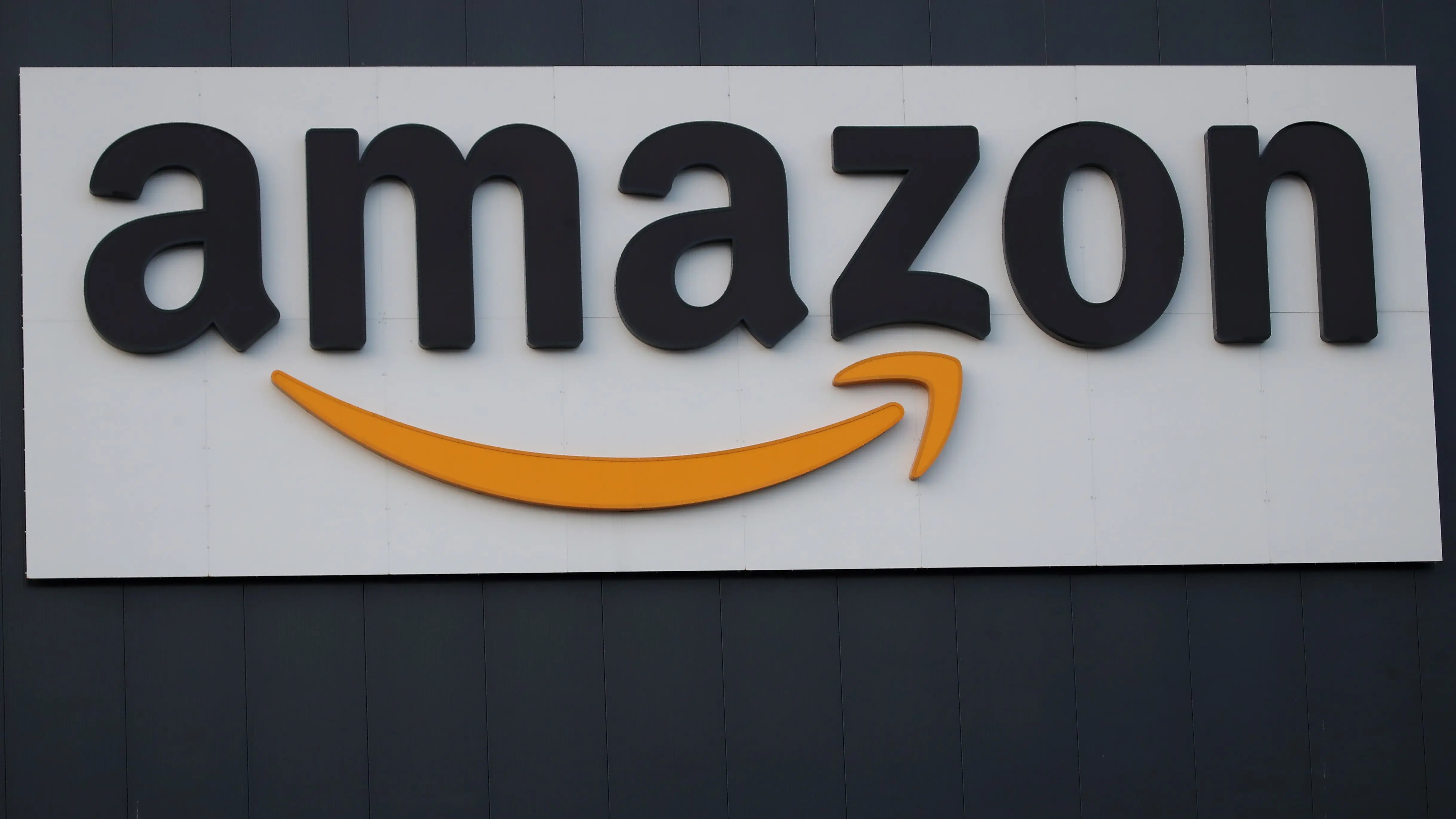 Amazon creará 2.000 nuevos empleos en España Amazon creará 2.000 nuevos empleos en España