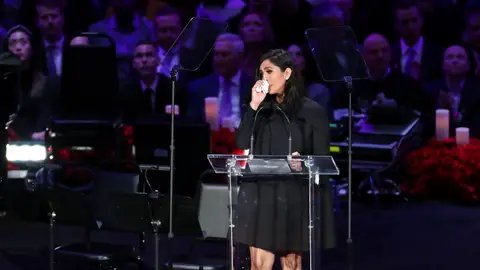 Vanessa Bryant, en el homenaje a su marido en el Staples Center Vanessa Bryant, en el homenaje a su marido en el Staples Center