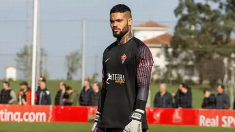 Christian Joel, portero del Sporting de Gijón B Christian Joel, portero del Sporting de Gijón B
