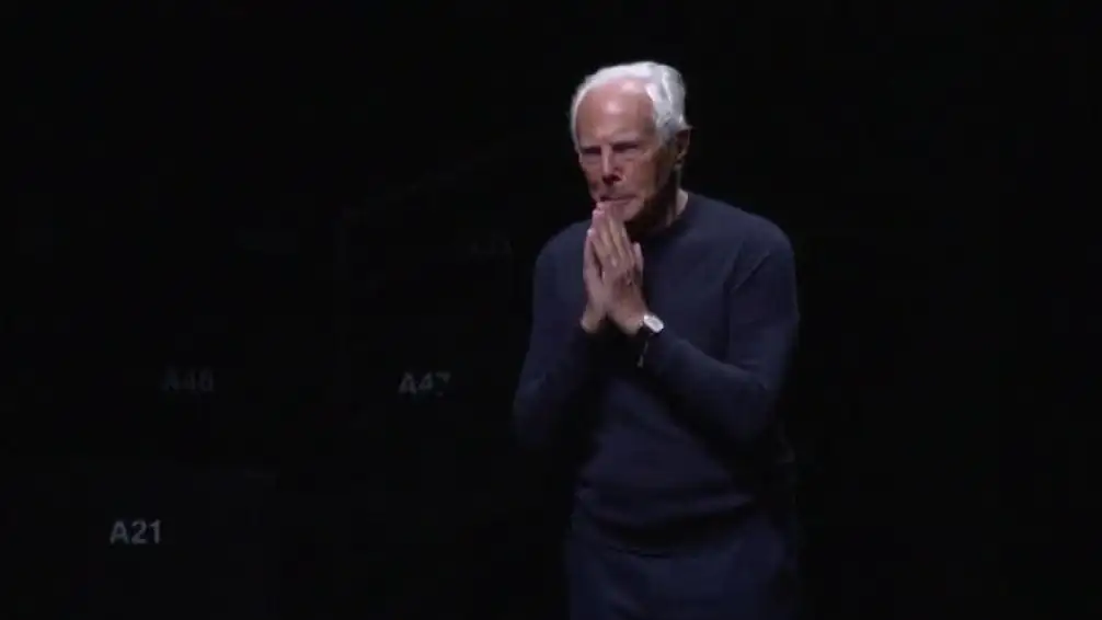 Giorgio Armani presenta su colección en un desfile virtual por el coronavirus en la Semana de la Moda en Milán Giorgio Armani presenta su colección en un desfile virtual por el coronavirus en la Semana de la Moda en Milán