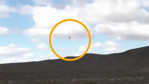 Así fue el accidente mortal de Mike Hughes, la tragedia se gestó nada más despegar Así fue el accidente mortal de Mike Hughes, la tragedia se gestó nada más despegar