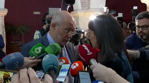 La tensa conversación entre Inés Arrimadas y su rival en Ciudadanos, Francisco Igea La tensa conversación entre Inés Arrimadas y su rival en Ciudadanos, Francisco Igea