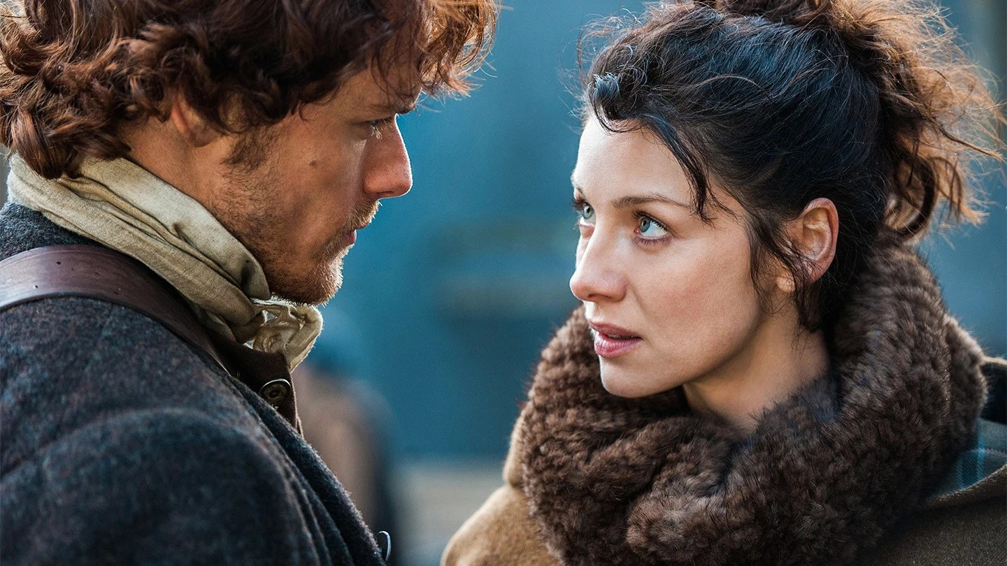 Sam Heughan y Caitriona Balfe en 'Outlander' Sam Heughan y Caitriona Balfe en 'Outlander'