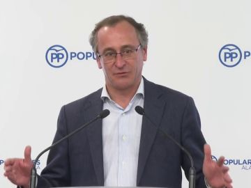 Alfonso Alonso deja la presidencia del PP vasco por la "falta de confianza" de Casado