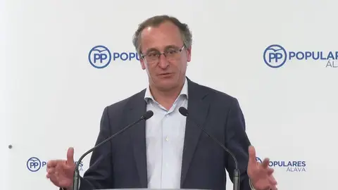 Alfonso Alonso deja la presidencia del PP vasco por la "falta de confianza" de Casado Alfonso Alonso deja la presidencia del PP vasco por la "falta de confianza" de Casado