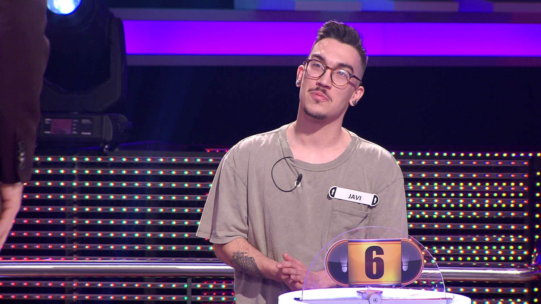 "Entiendes de nabos": La deducci&oacute;n de Arturo Valls con la profesi&oacute;n de Javi en '&iexcl;Ahora caigo!' 